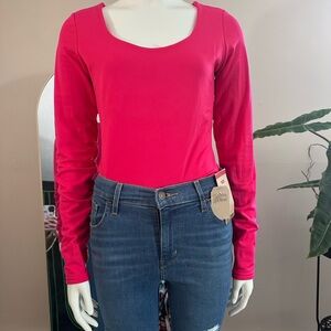 Woman’s Fleece line Fushia Bodysuit Size Medium